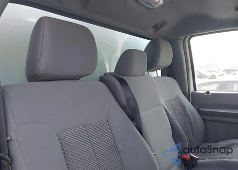 2013 Ford F-250 Xl z USA, uszkodzony, nr VIN 1FDBF2B68DEB64346